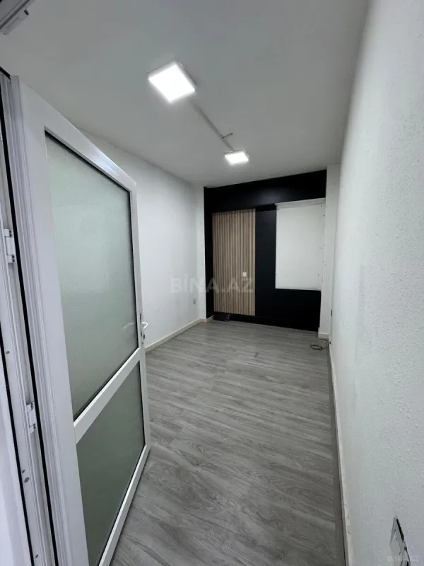 Satılır obyekt 60 m²