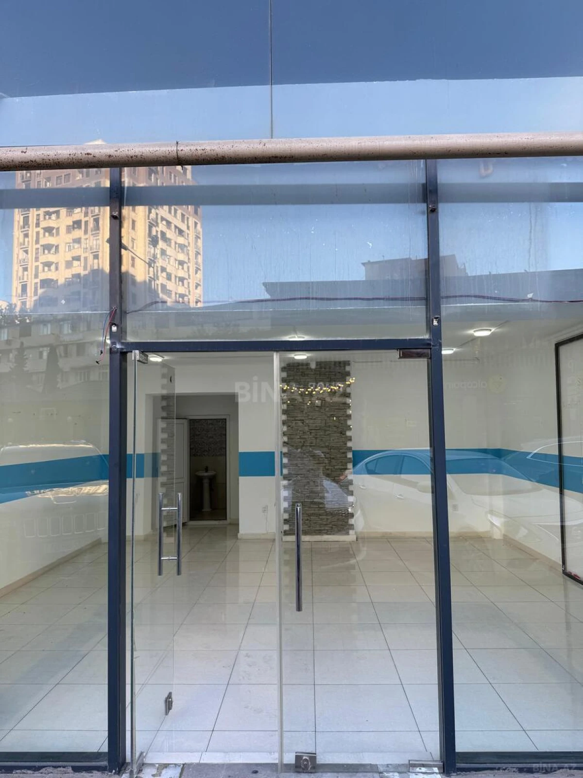 Satılır obyekt 60 m²