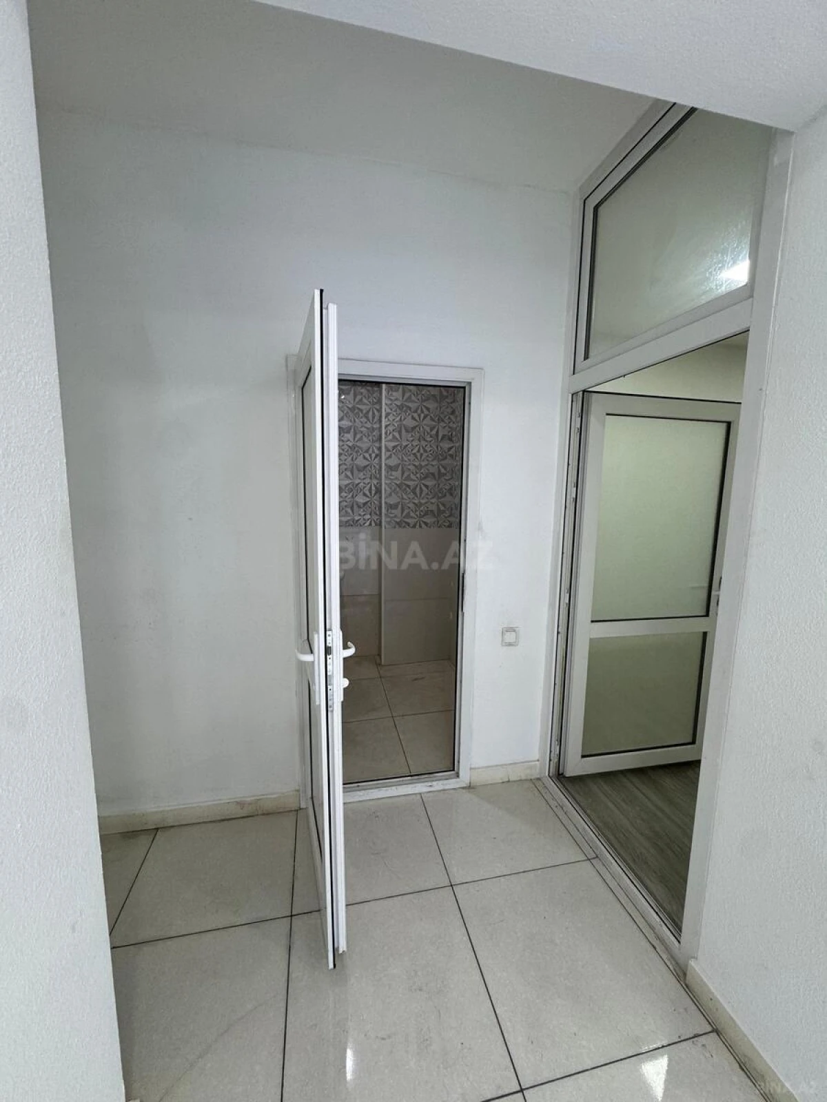 Satılır obyekt 60 m²