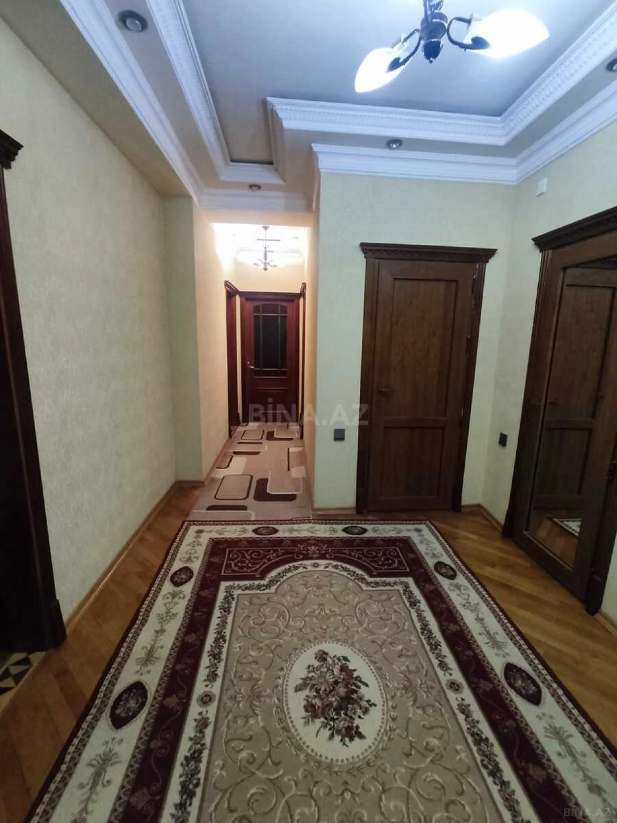 Satılır 3 otaqlı mənzil 120 m²