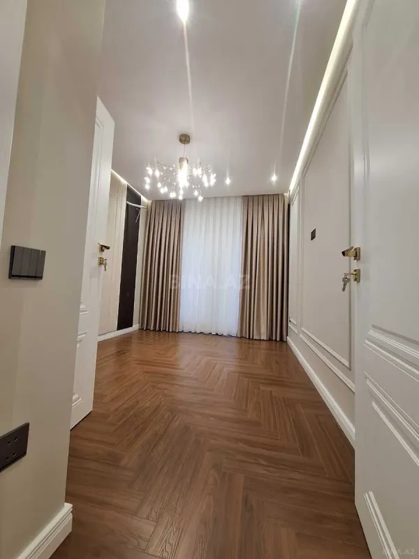 Satılır 3 otaqlı mənzil 96 m²