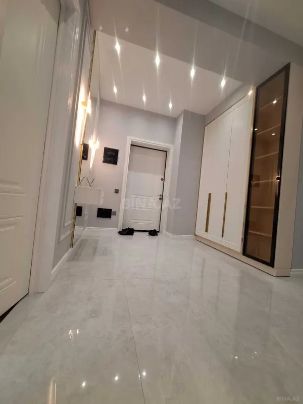 Satılır 3 otaqlı mənzil 96 m²