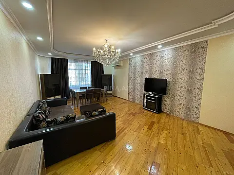 Kirayə verilir 2 otaqlı mənzil 105 m² — Bakı, Xətai 2 otaq 105.00 m²