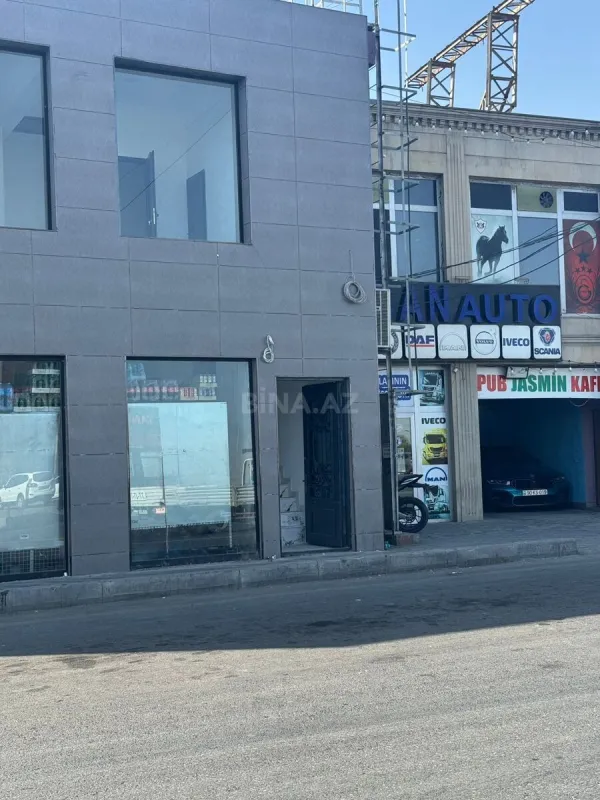 Satılır obyekt 180 m²