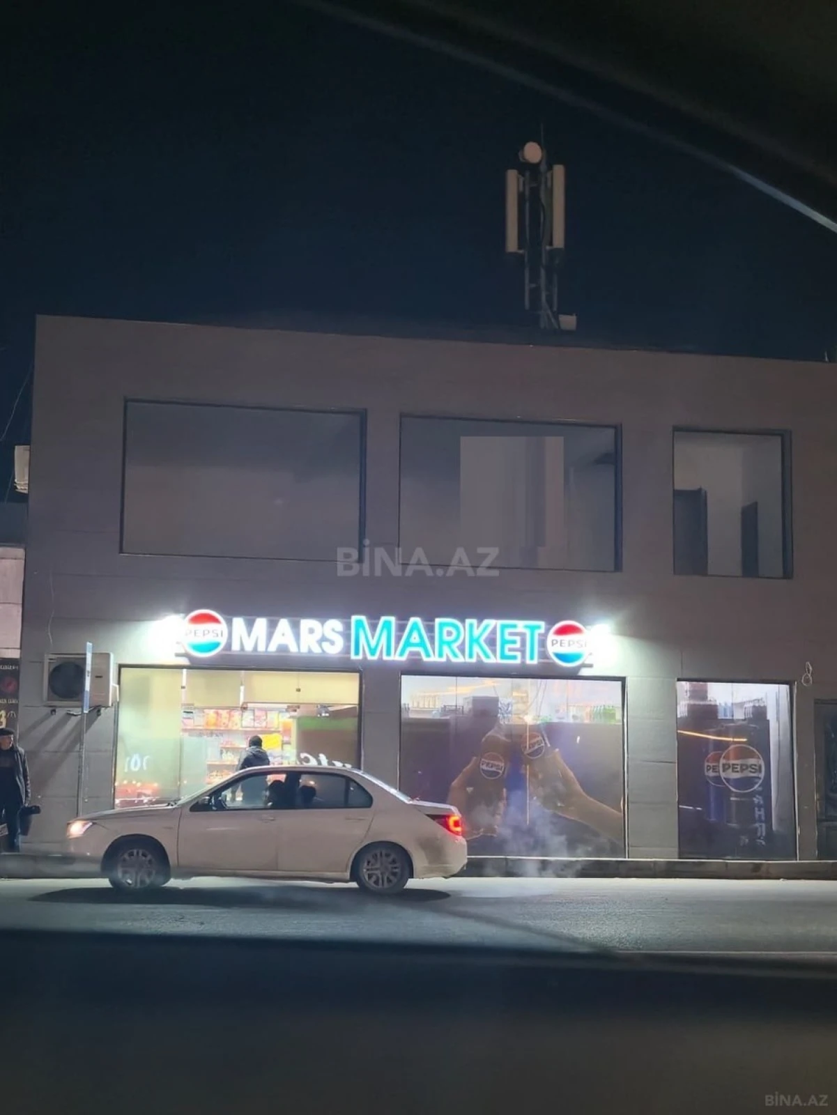 Satılır obyekt 180 m²