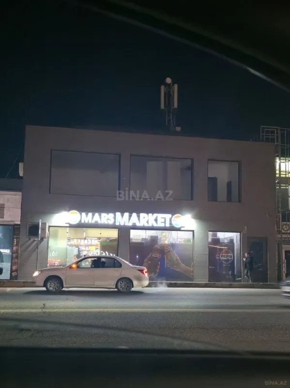 Satılır obyekt 180 m²