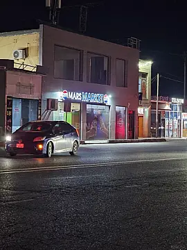 Satılır obyekt 180 m²