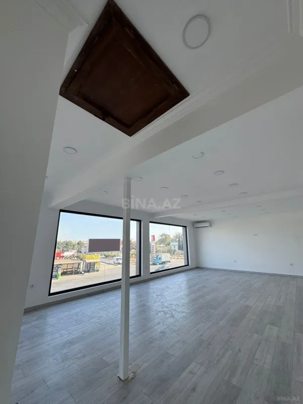Satılır obyekt 180 m²