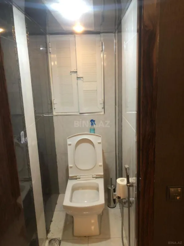 Satılır 5 otaqlı mənzil 120 m²