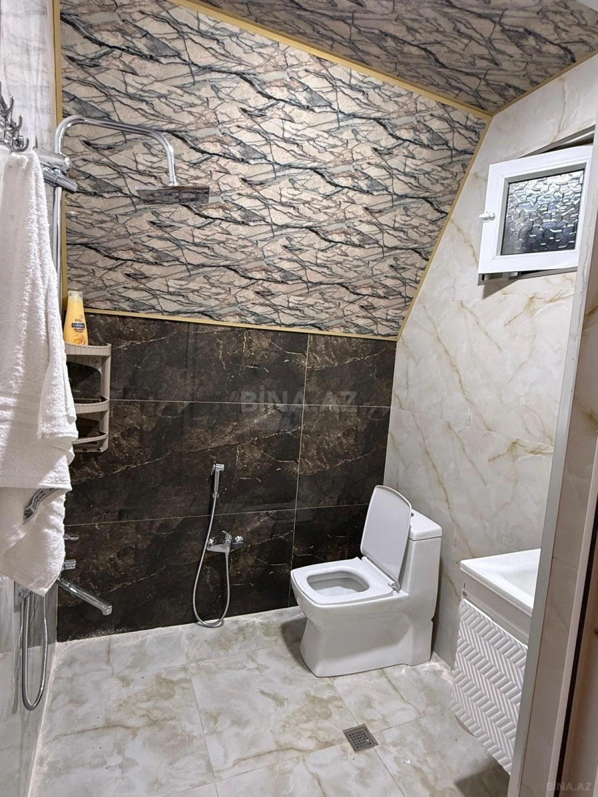 Kirayə verilir 4 otaqlı həyət evi 100 m²