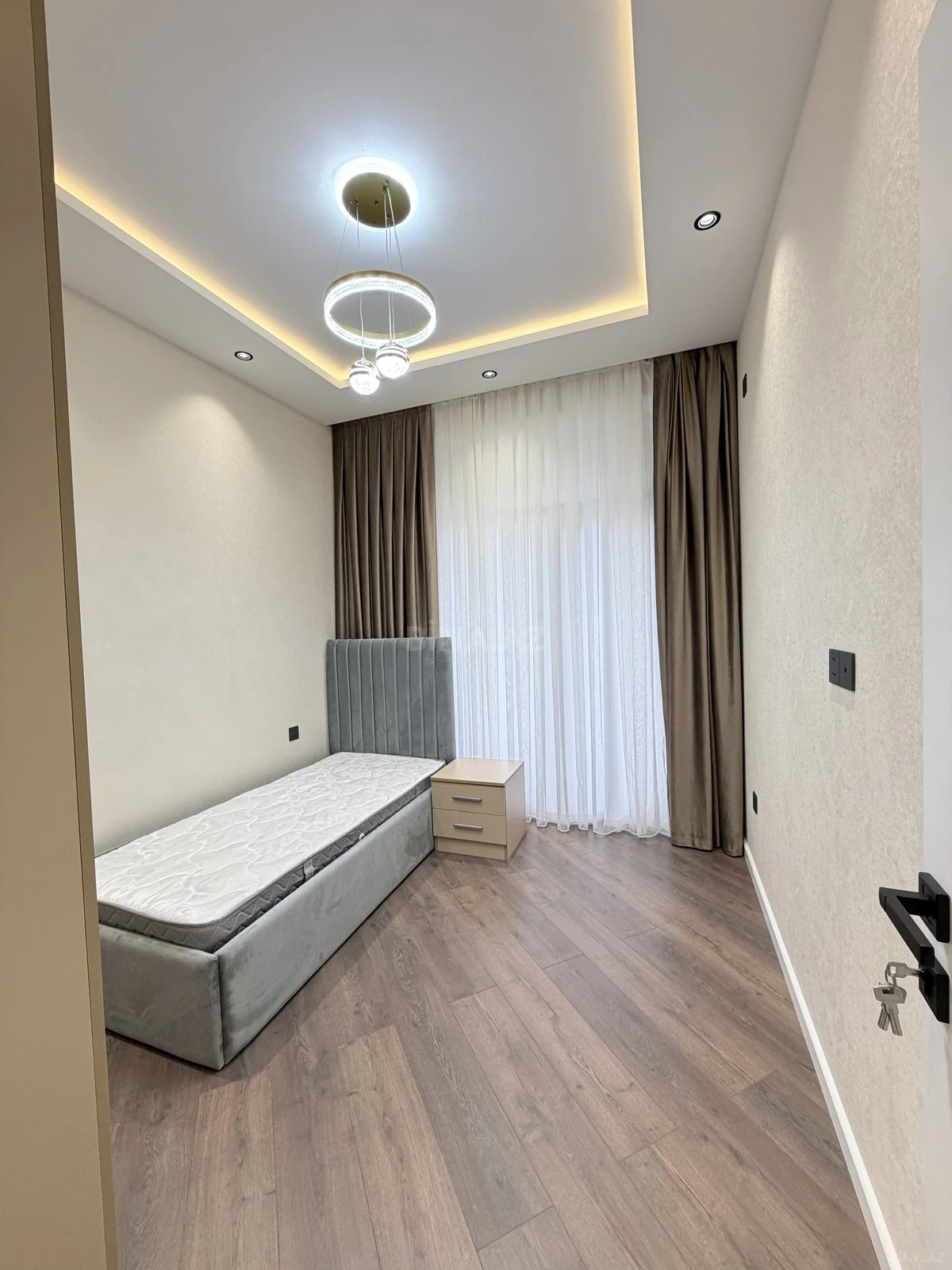 Satılır 3 otaqlı mənzil 80 m²