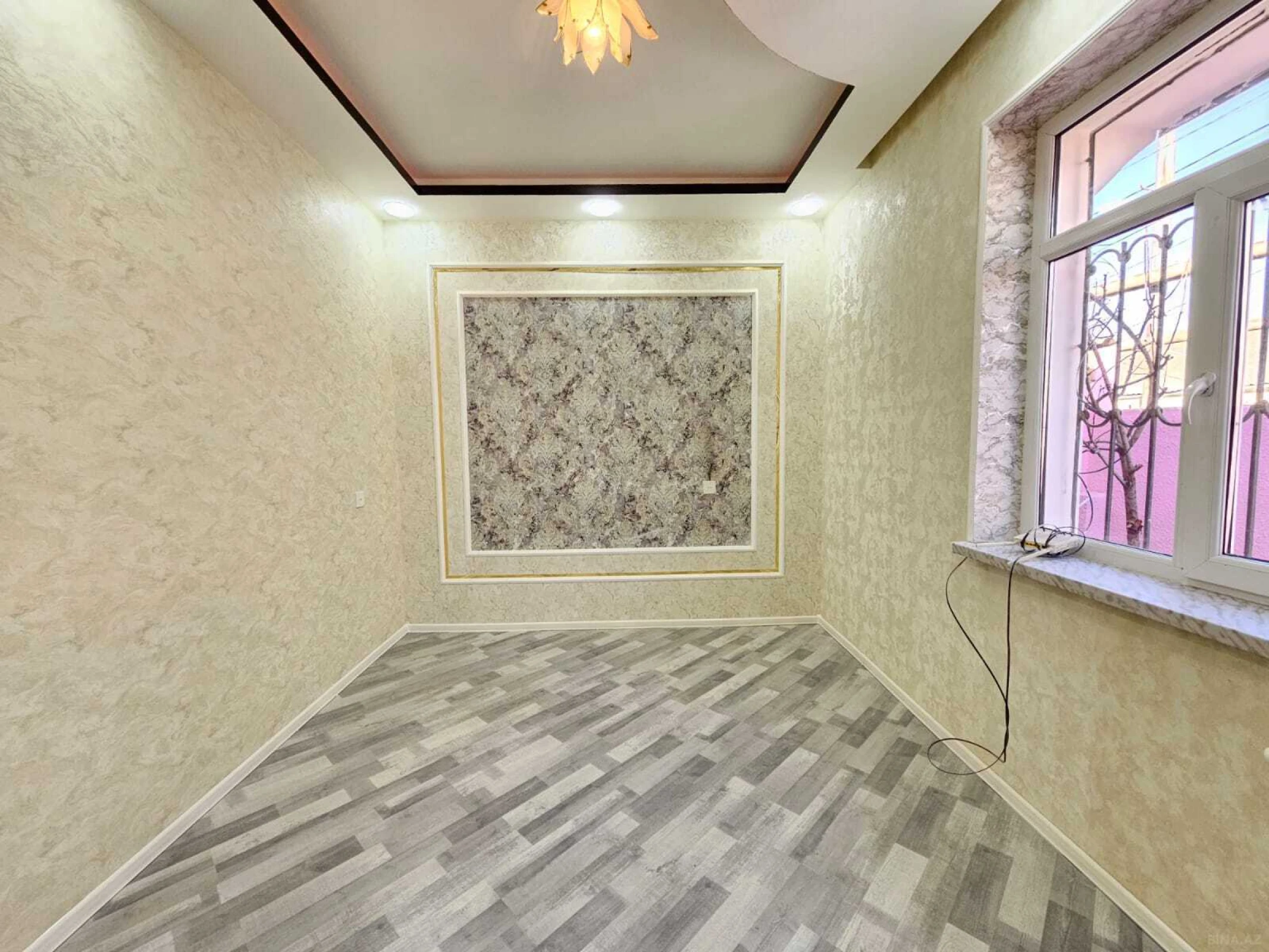 Satılır 2 otaqlı həyət evi 65 m²