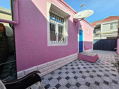 Satılır 2 otaqlı həyət evi 65 m²
