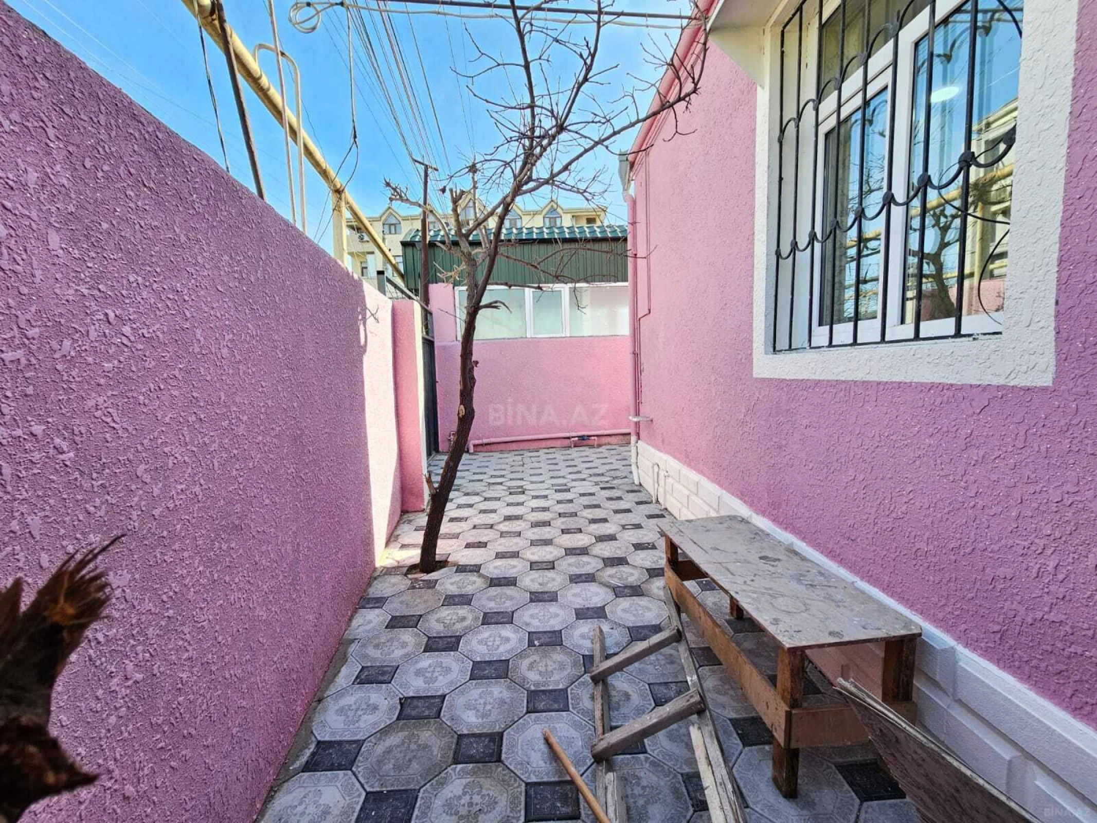 Satılır 2 otaqlı həyət evi 65 m²