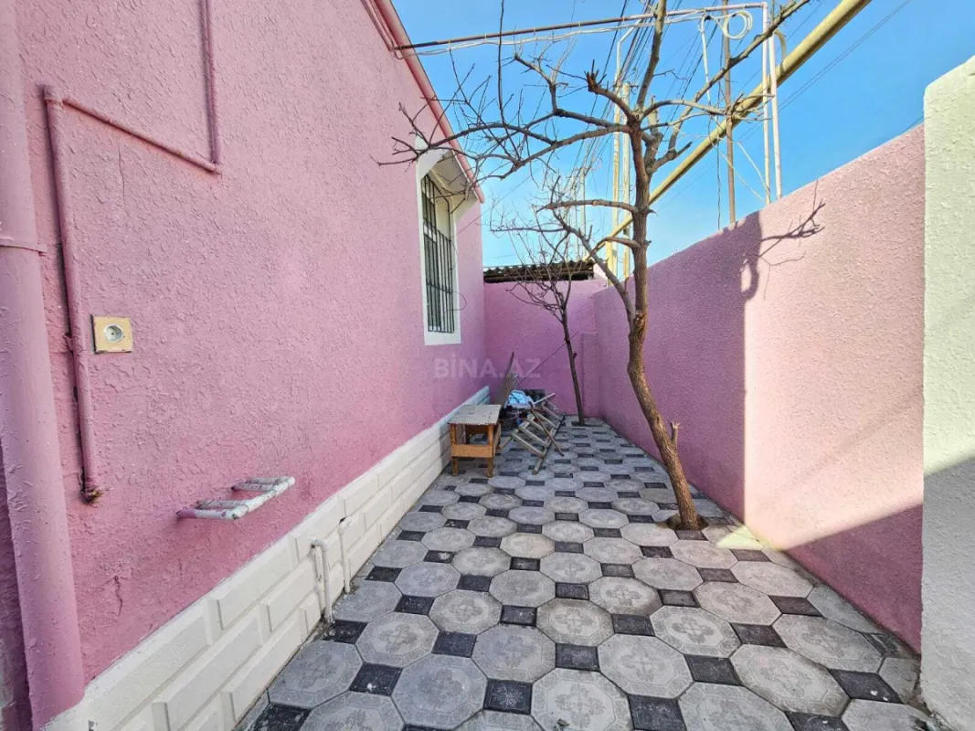 Satılır 2 otaqlı həyət evi 65 m²