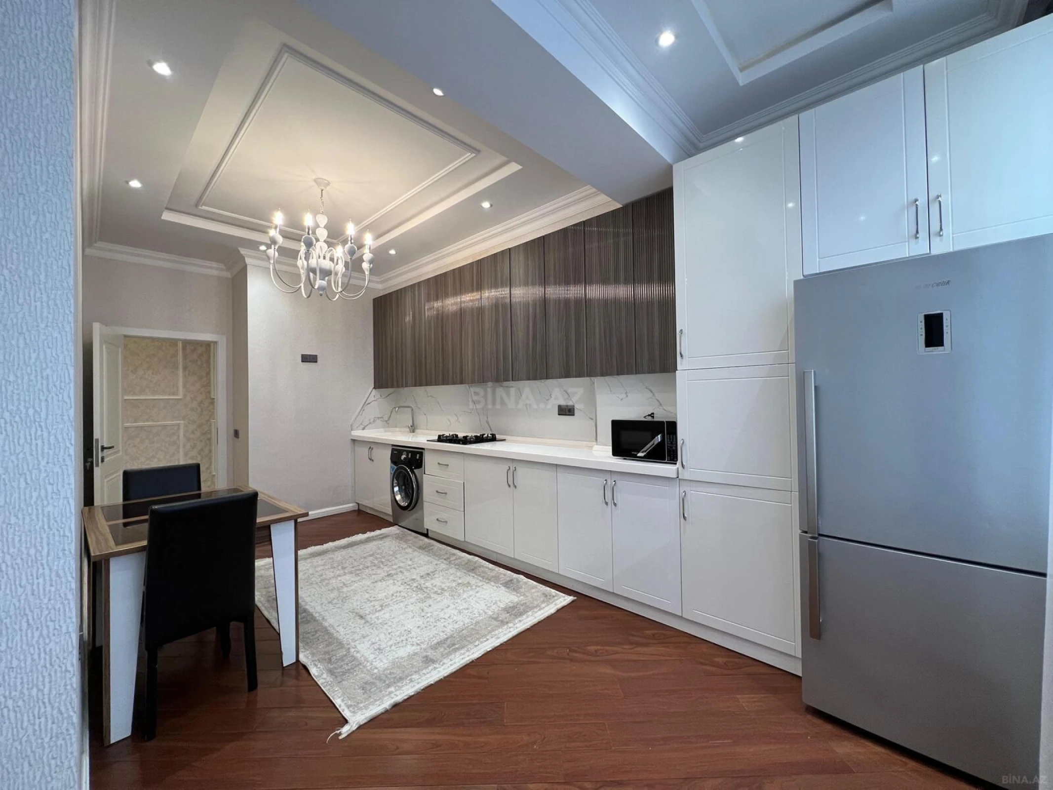 Satılır 3 otaqlı mənzil 120 m²