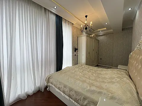 Satılır 3 otaqlı mənzil 120 m²