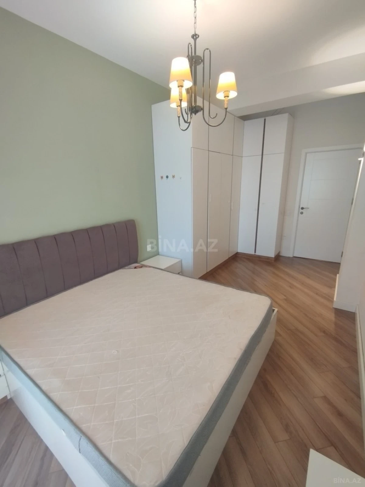 Satılır 3 otaqlı mənzil 100 m²