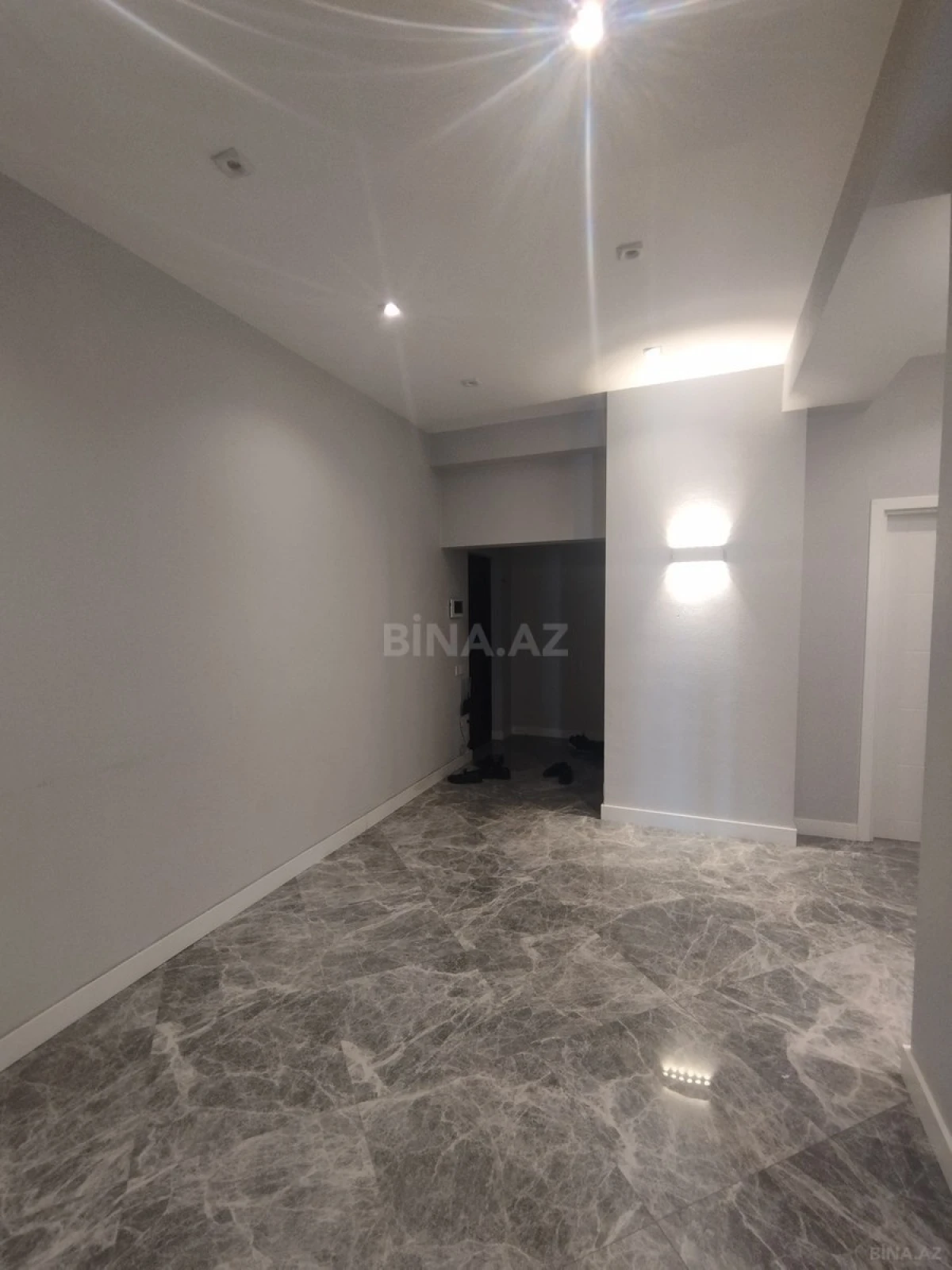 Satılır 3 otaqlı mənzil 100 m²