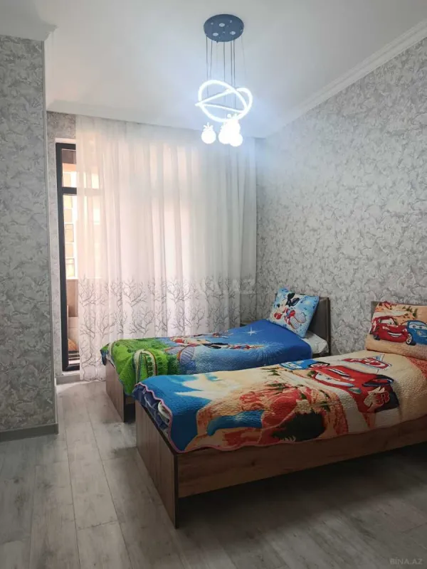 Kirayə verilir 3 otaqlı mənzil 85 m²