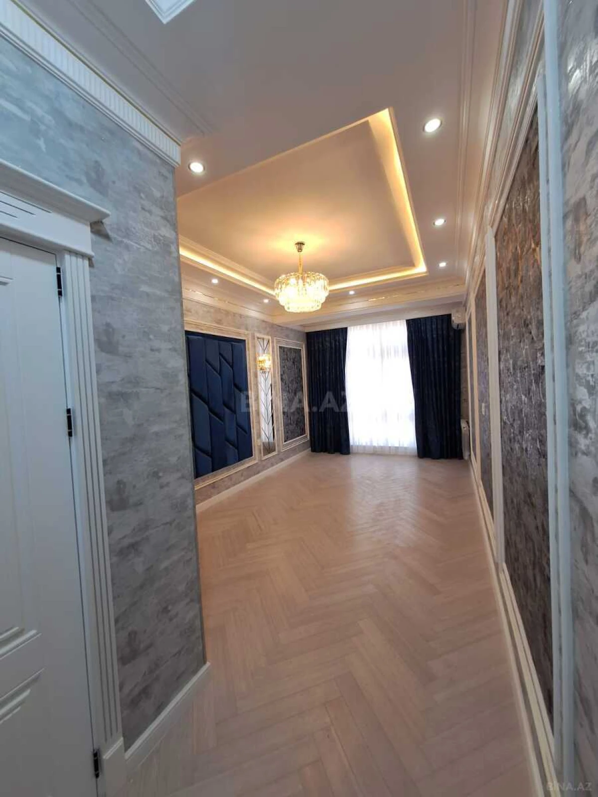 Satılır 2 otaqlı mənzil 96 m²