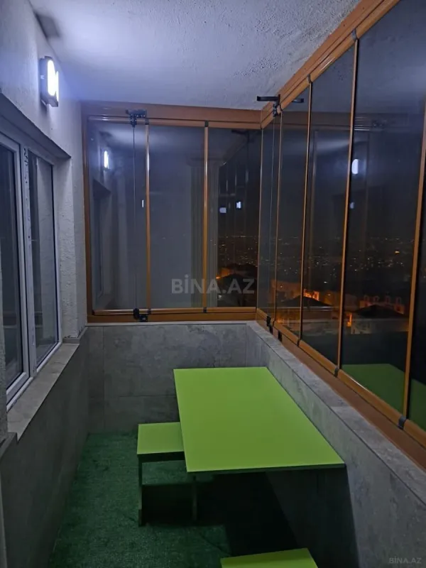 Satılır 3 otaqlı mənzil 115 m²