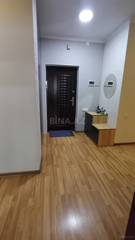 Satılır 2 otaqlı mənzil 80 m²