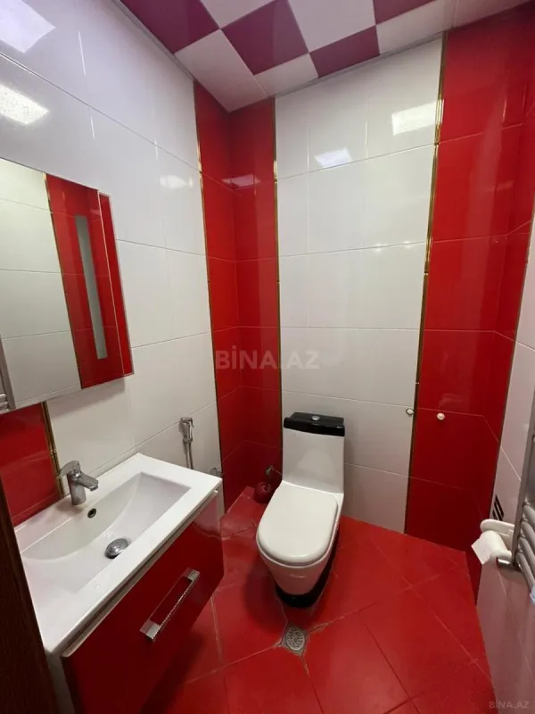 Kirayə verilir 3 otaqlı mənzil 140 m²