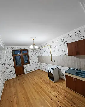 Satılır 4 otaqlı mənzil 102 m²