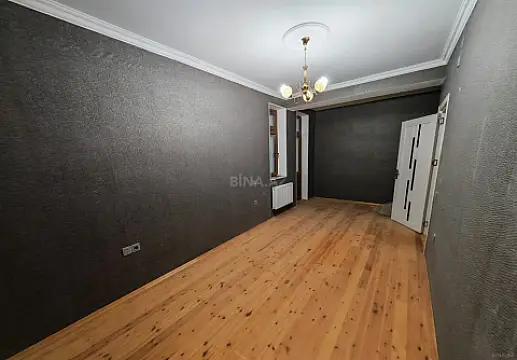 Satılır 4 otaqlı mənzil 102 m²
