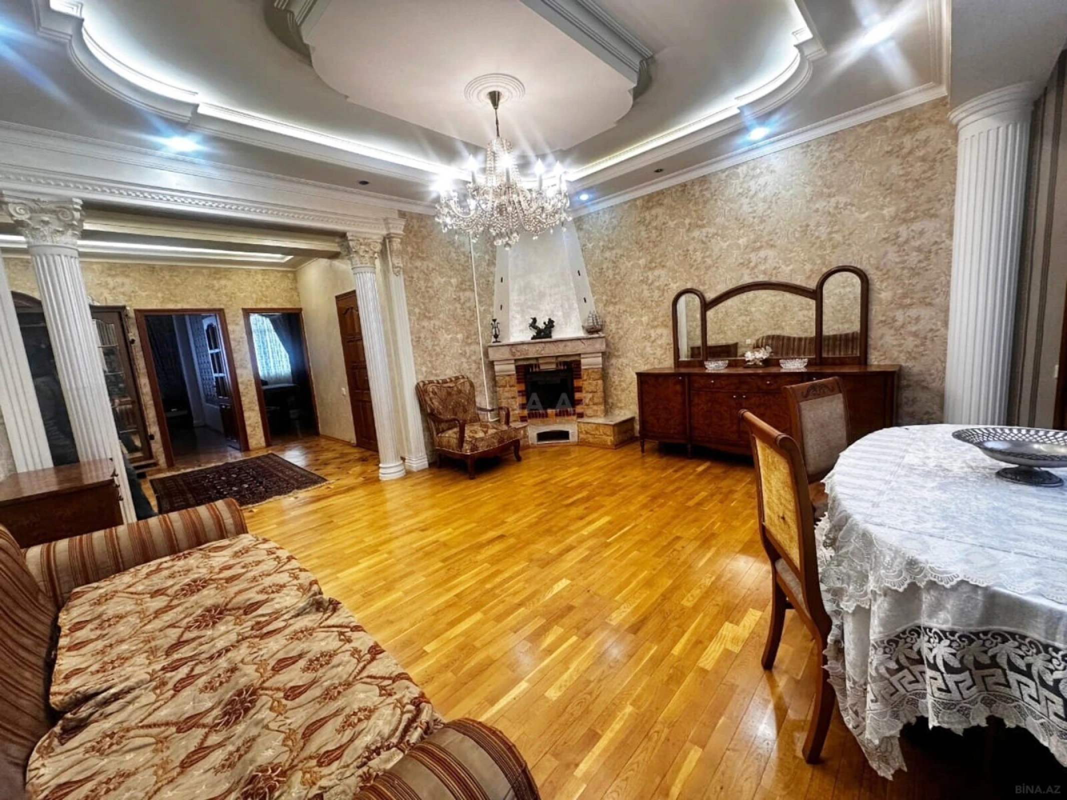 Satılır 3 otaqlı mənzil 112 m²