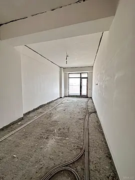 Satılır 3 otaqlı mənzil 118 m²
