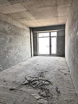 Satılır 3 otaqlı mənzil 118 m²