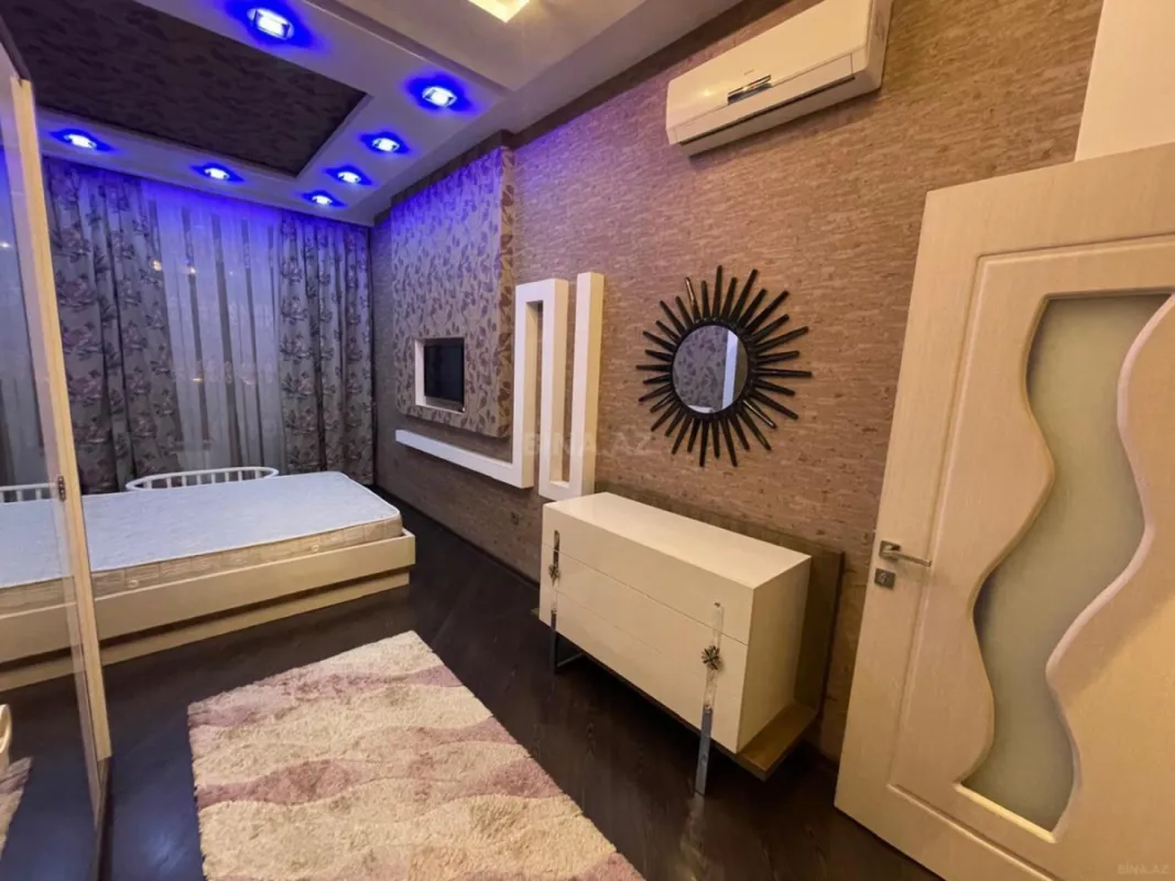 Kirayə verilir 2 otaqlı mənzil 91 m²