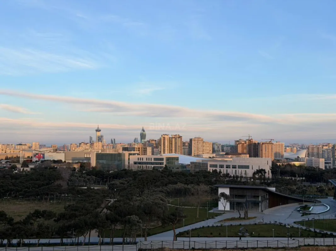 Kirayə verilir 2 otaqlı mənzil 91 m²