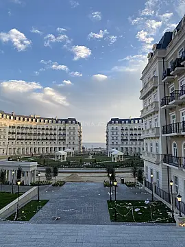 Kirayə verilir 3 otaqlı mənzil 130 m²