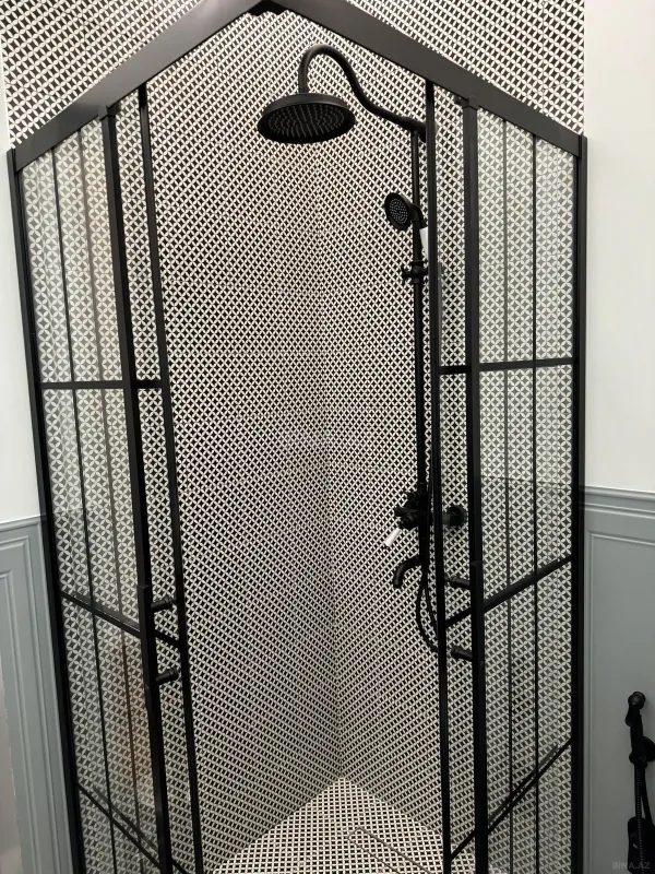 Kirayə verilir 3 otaqlı mənzil 130 m²