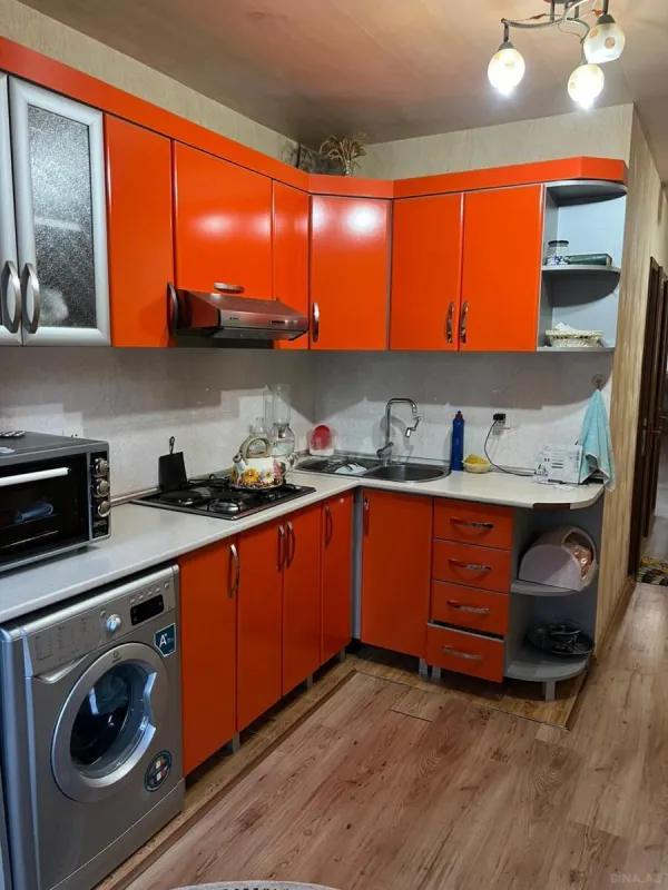Satılır 4 otaqlı mənzil 115 m²