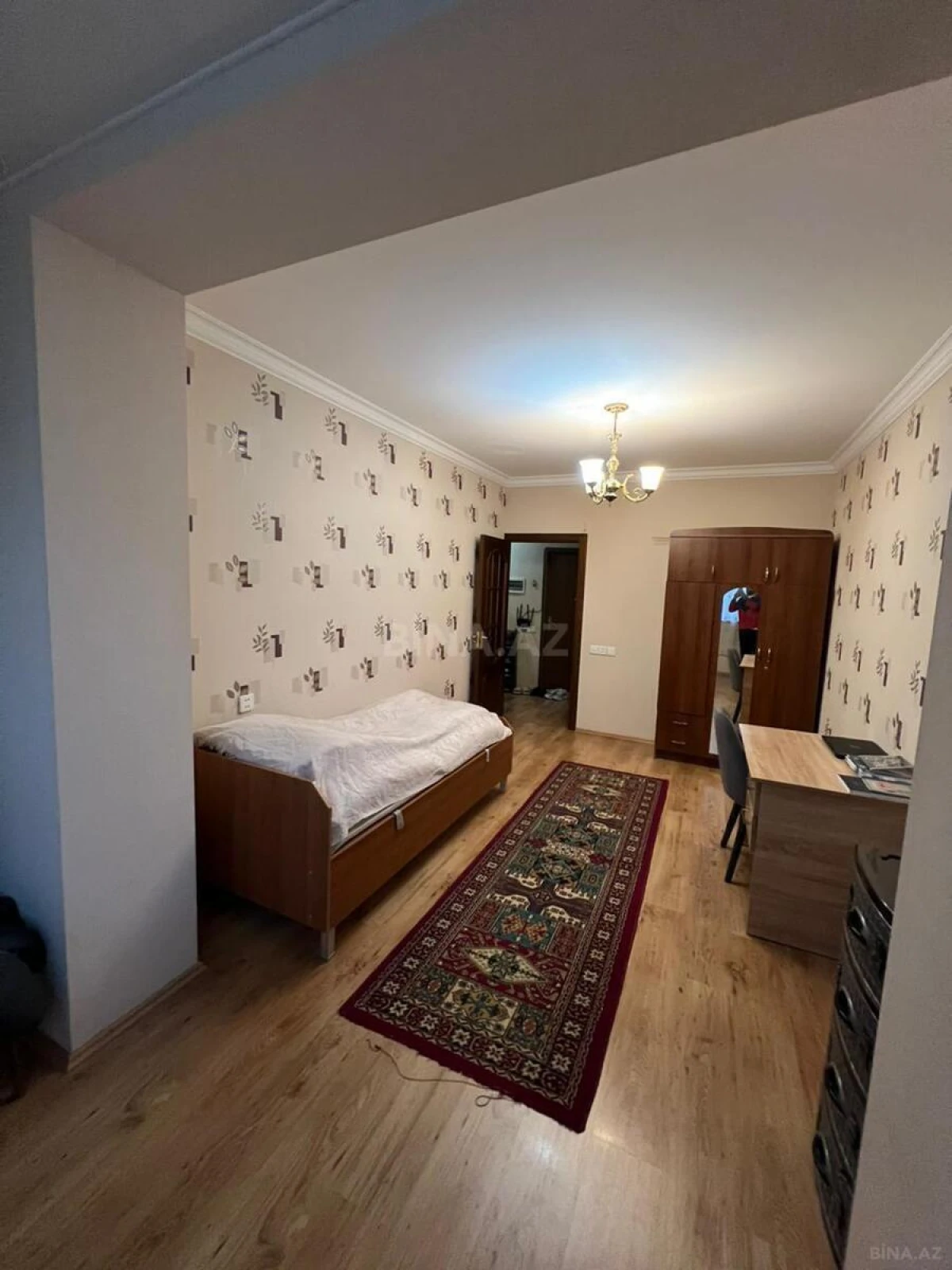 Satılır 4 otaqlı mənzil 115 m²