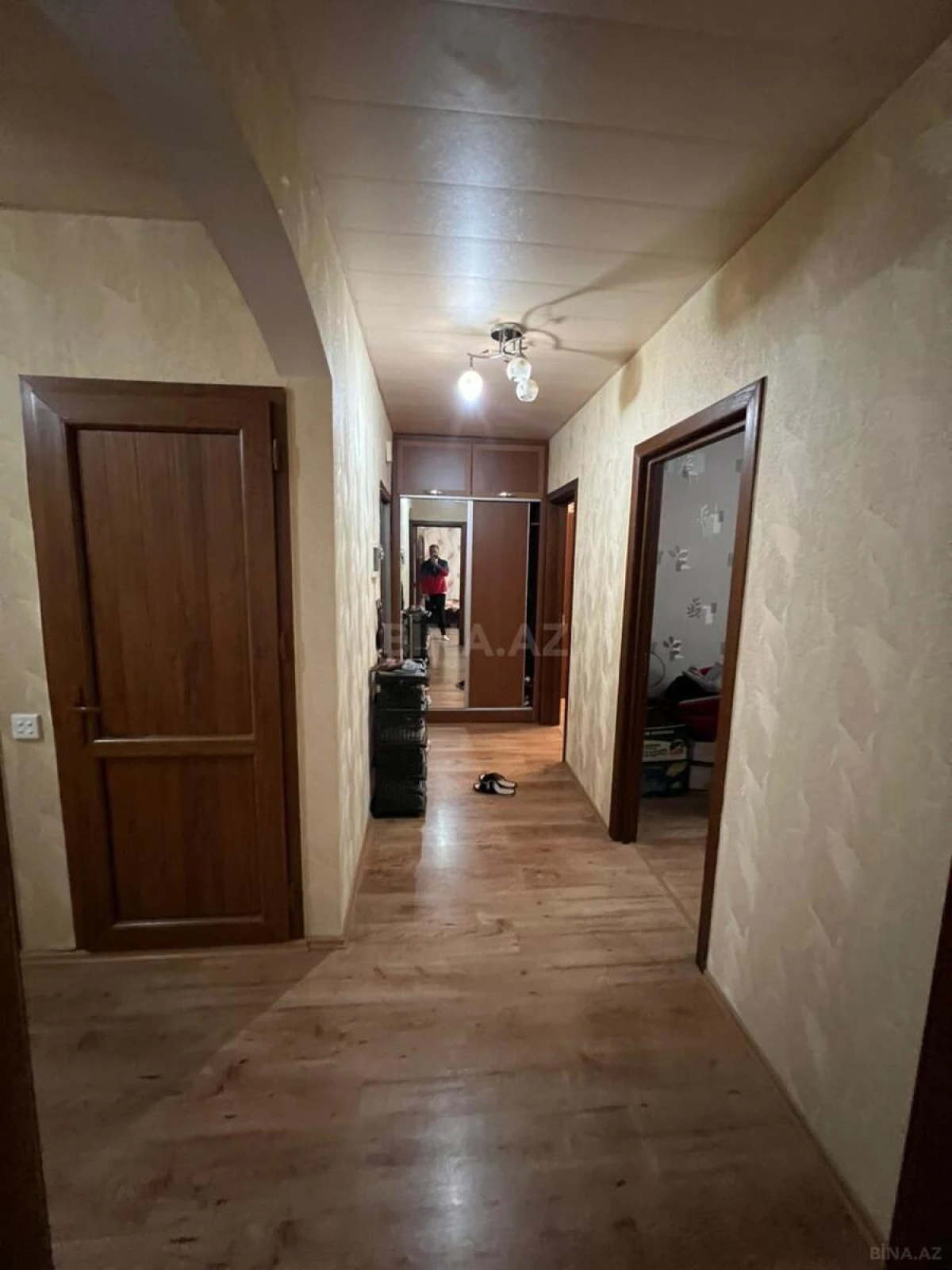 Satılır 4 otaqlı mənzil 115 m²