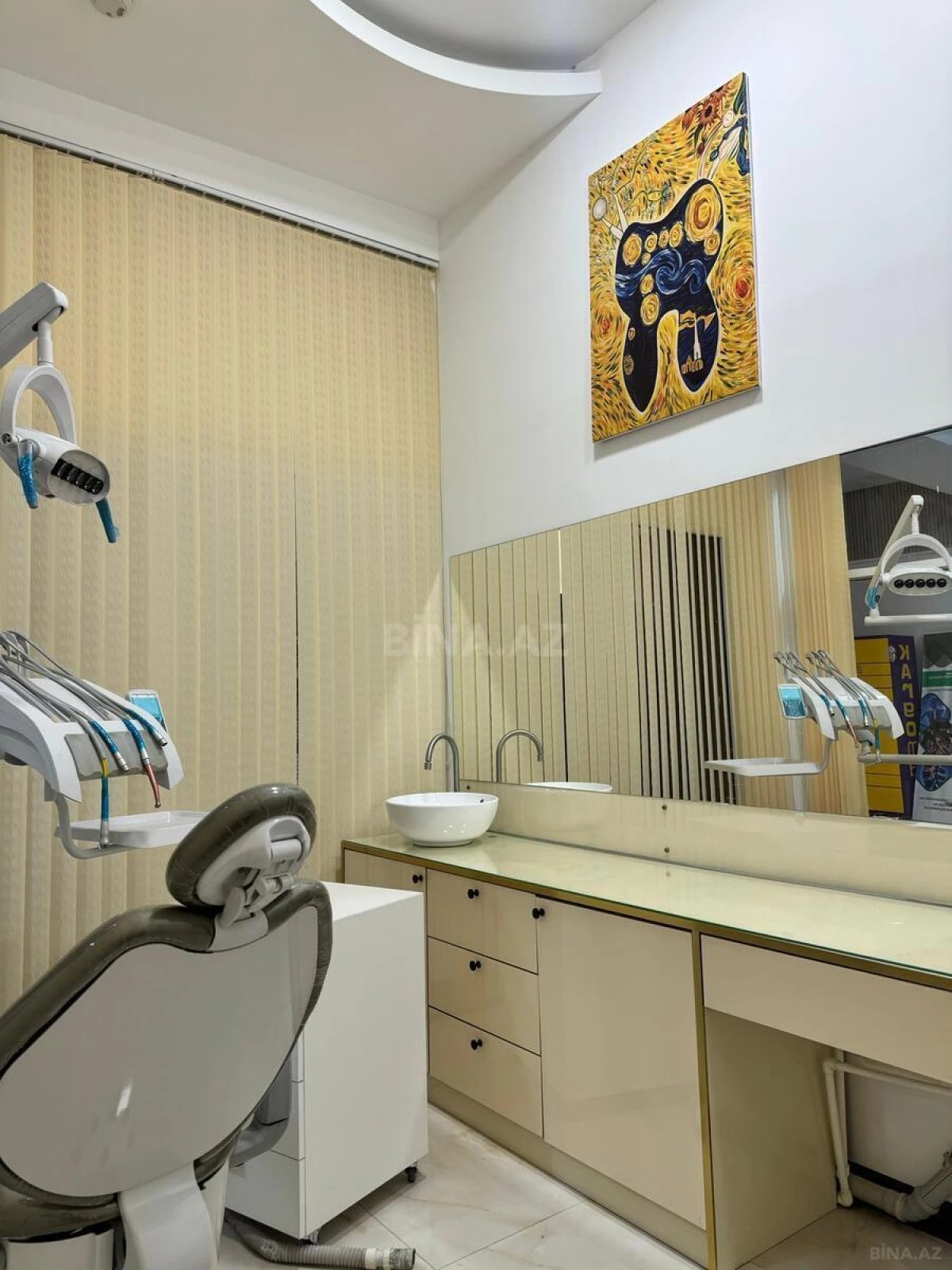 Kirayə verilir obyekt 160 m²