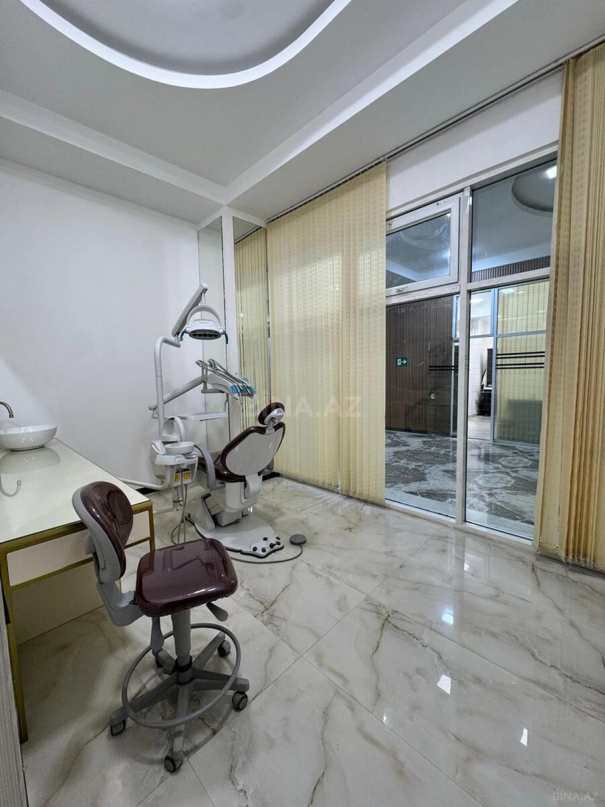 Kirayə verilir obyekt 160 m²