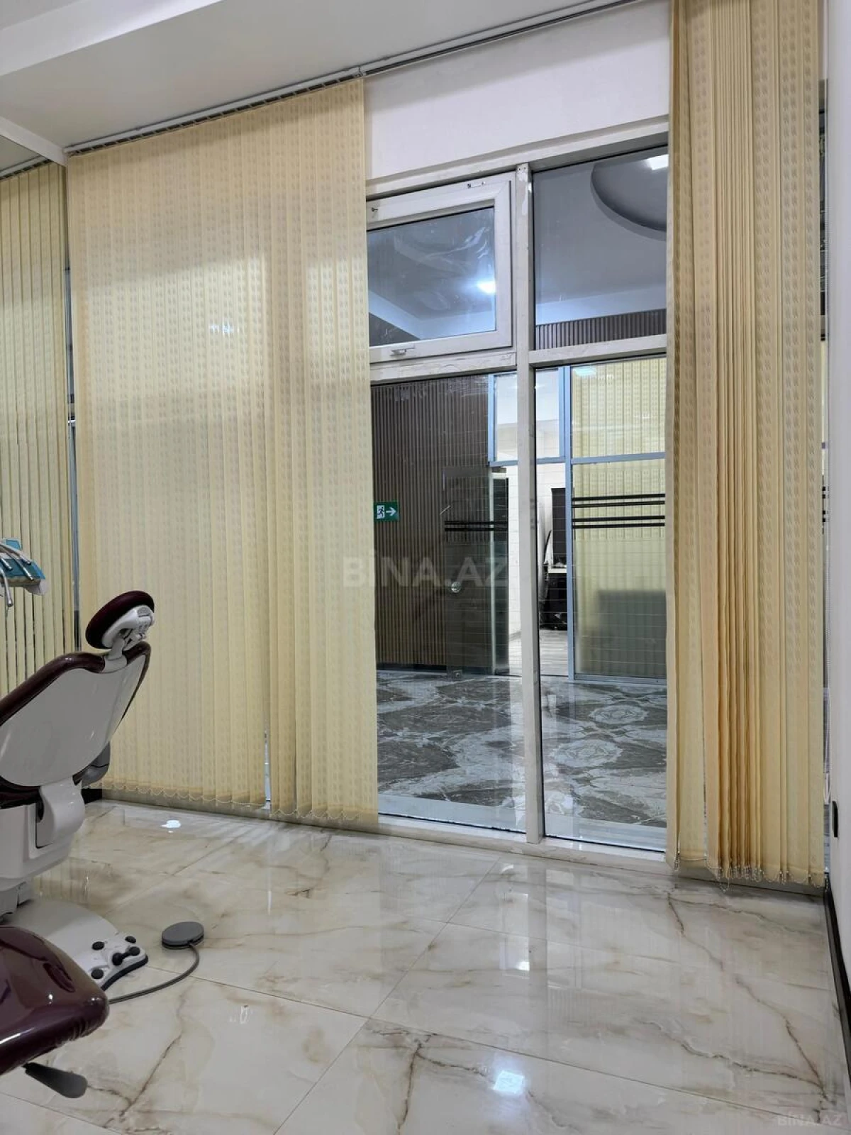 Kirayə verilir obyekt 160 m²