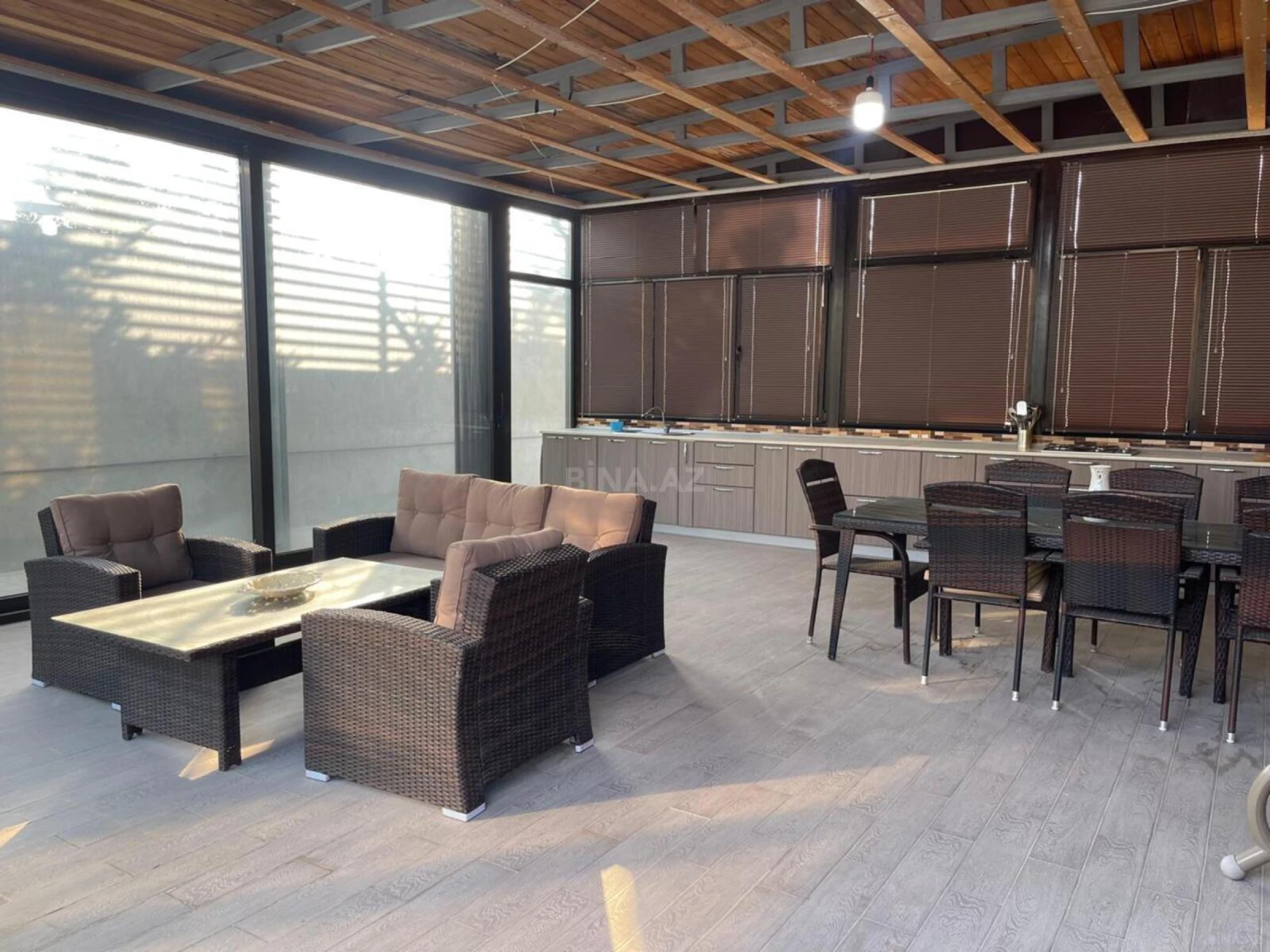 Satılır 4 otaqlı həyət evi 220 m²