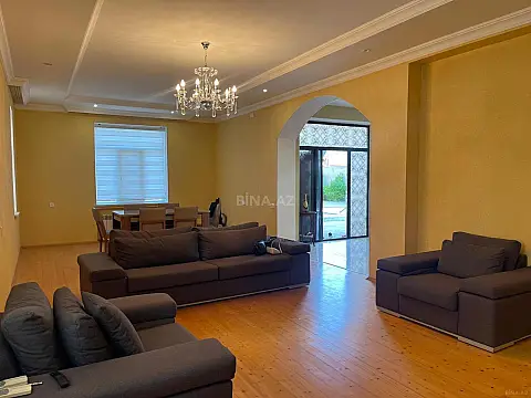 Satılır 4 otaqlı həyət evi 220 m²