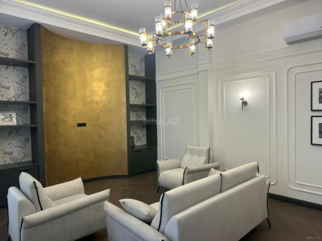 Kirayə verilir 4 otaqlı mənzil 120 m²