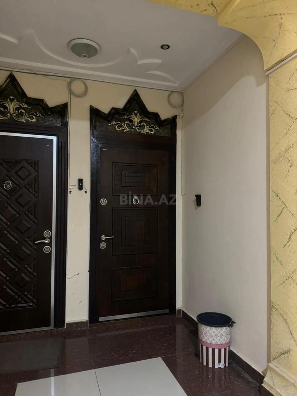 Kirayə verilir 3 otaqlı mənzil 158 m²