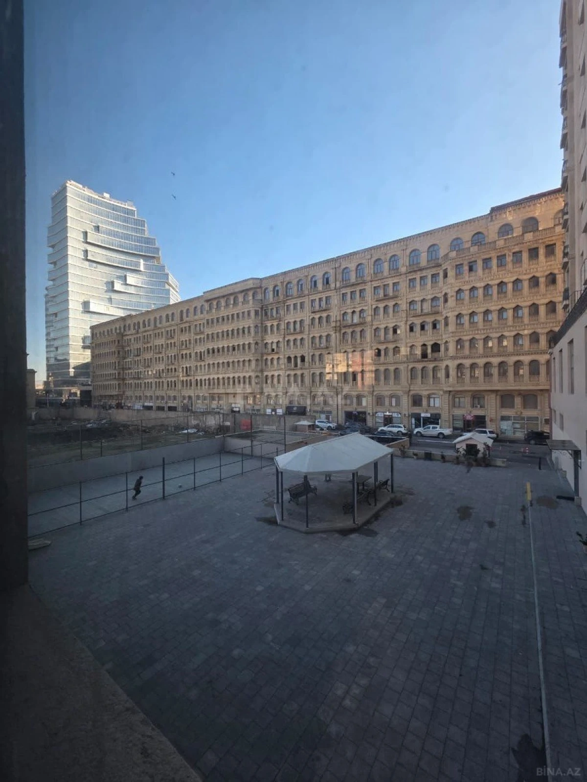 Kirayə verilir obyekt 2200 m²