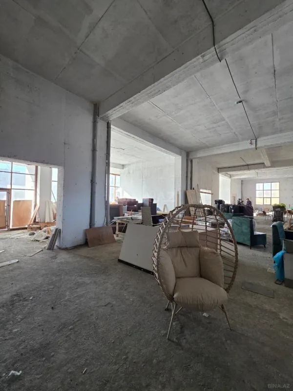 Kirayə verilir obyekt 2200 m²