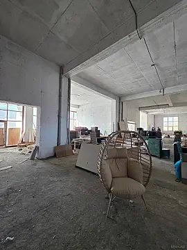 Kirayə verilir obyekt 2200 m²